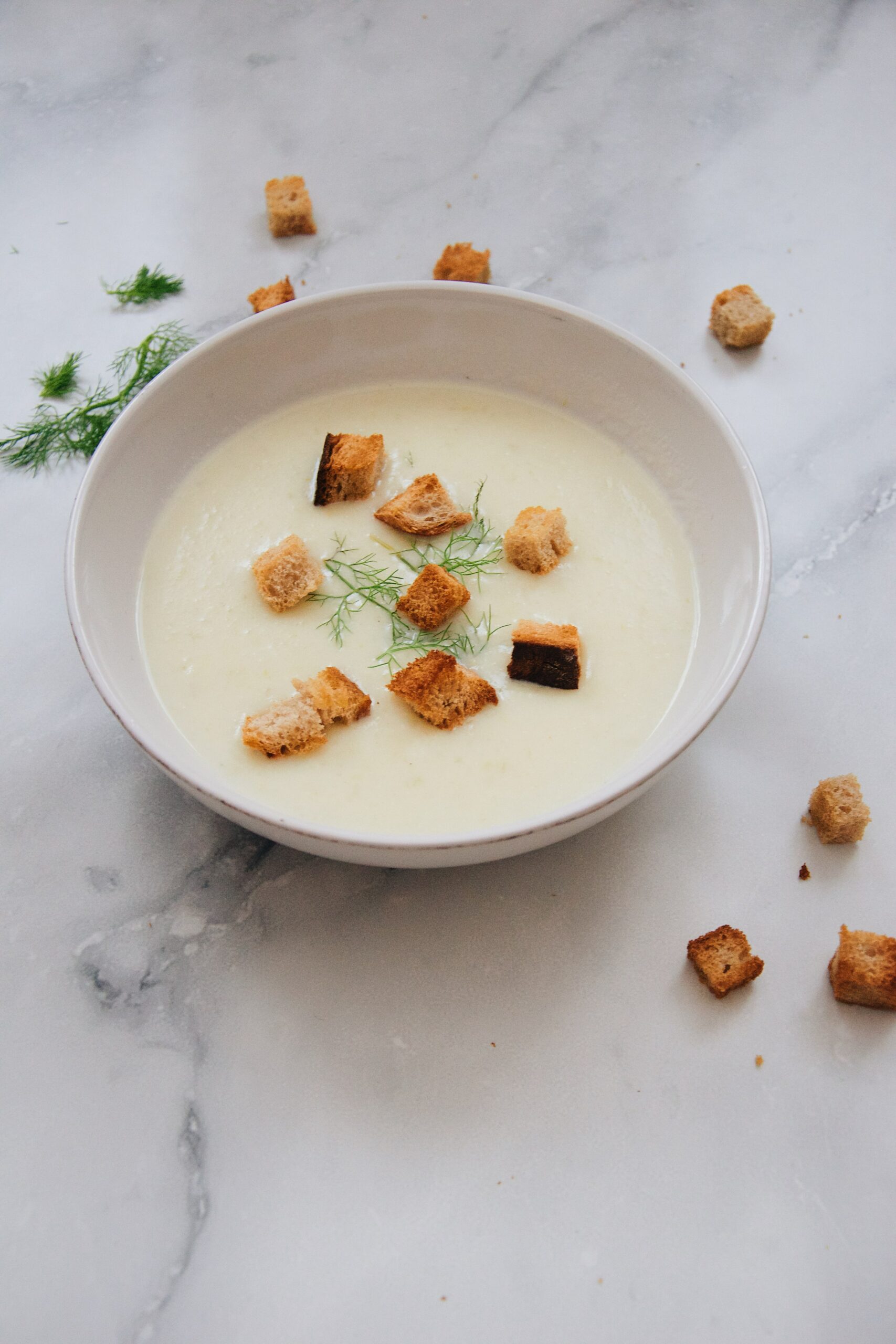 cauliflower soup with croutons_how to eat seasonally in the spring