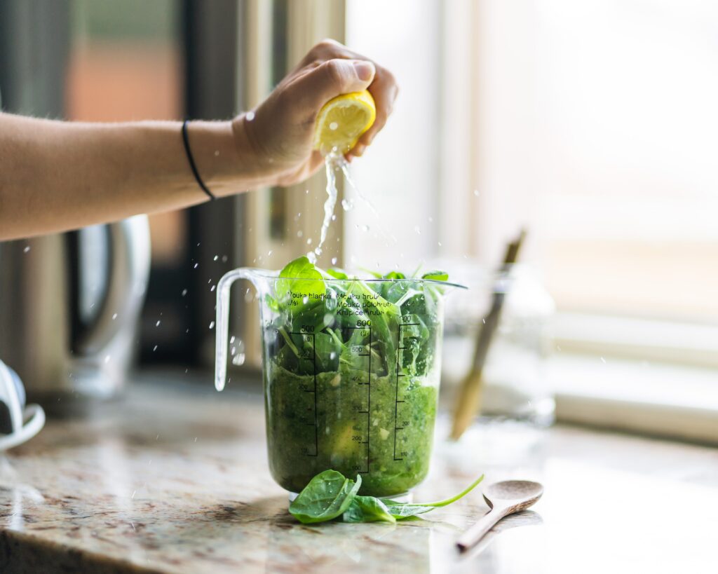 leafy greens_drinks to boost immunity
